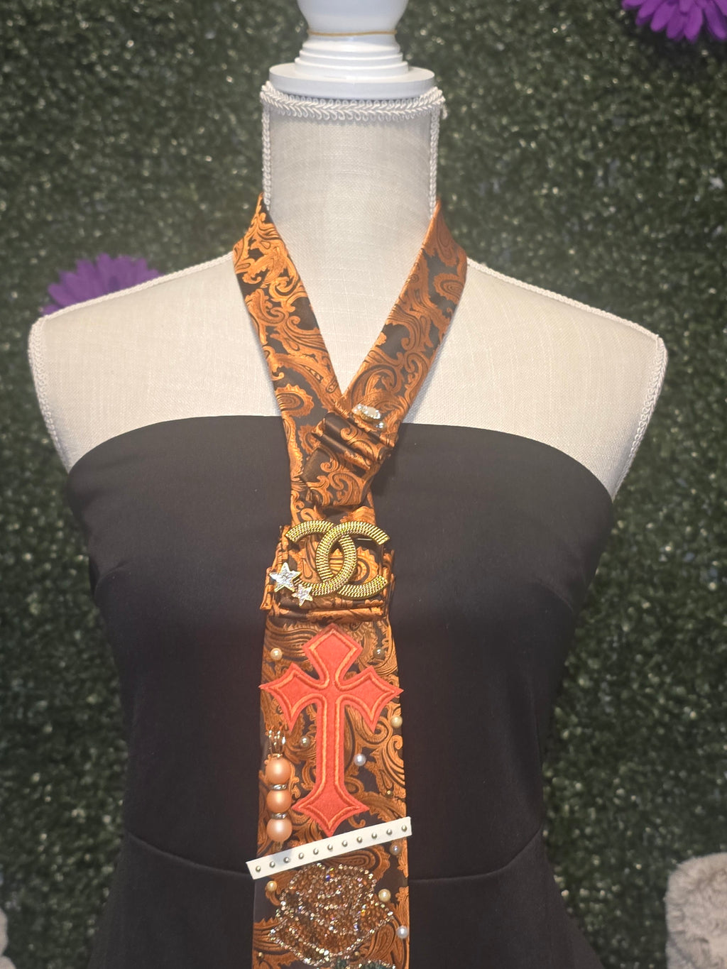 Pumpkin spice junk tie