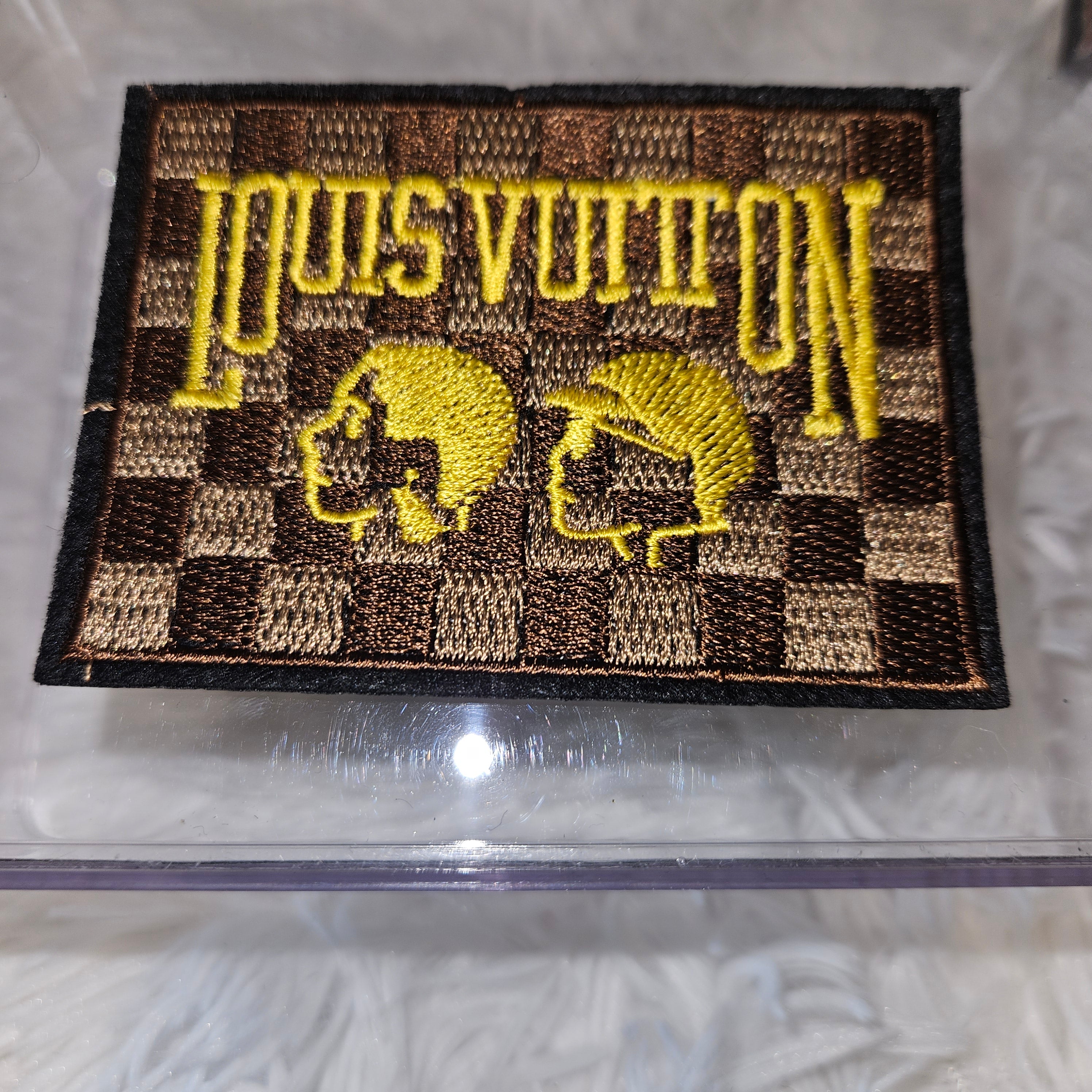 Brown lv